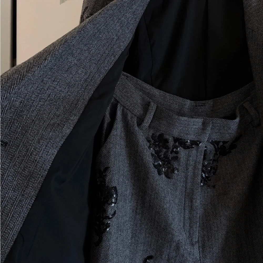 Mikael Aghal suit set, Blazer & Trouser Set